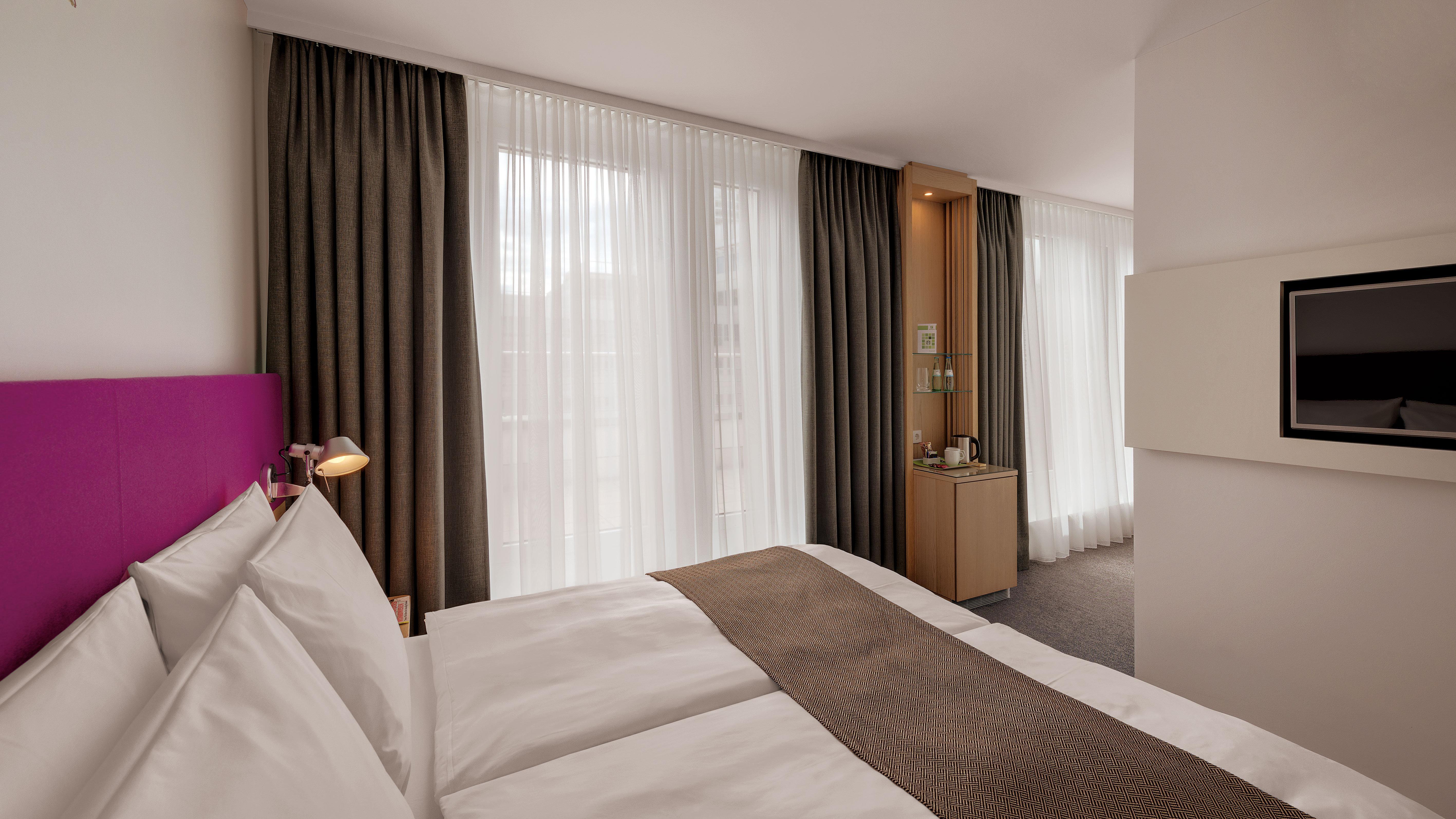 Holiday Inn Frankfurt - Alte Oper By Ihg Frankfurt am Main Exterior photo